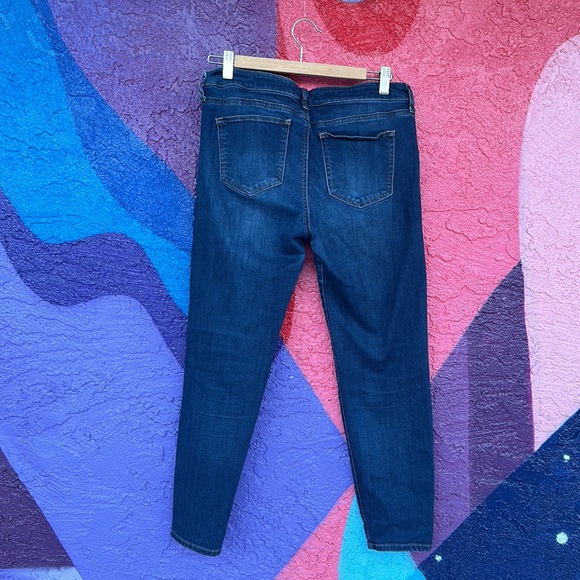 Celebrity pink mid rise ankle skinny women’s size 11/30 - Picture 5 of 5